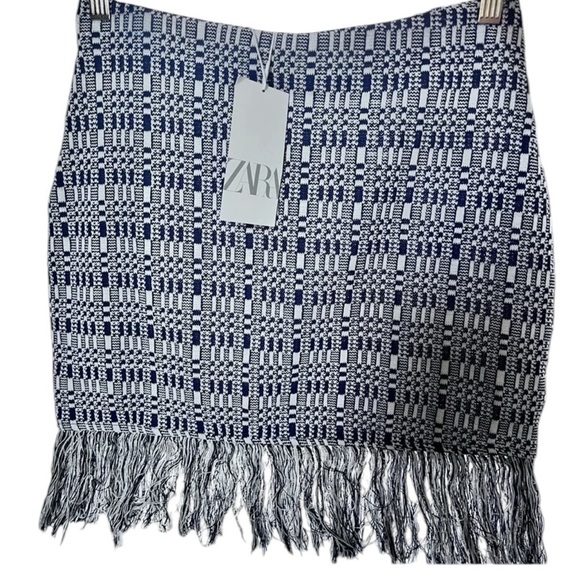 Zara size large new with tags skirt blue and white with fringe detail so cute​ - Picture 3 of 4